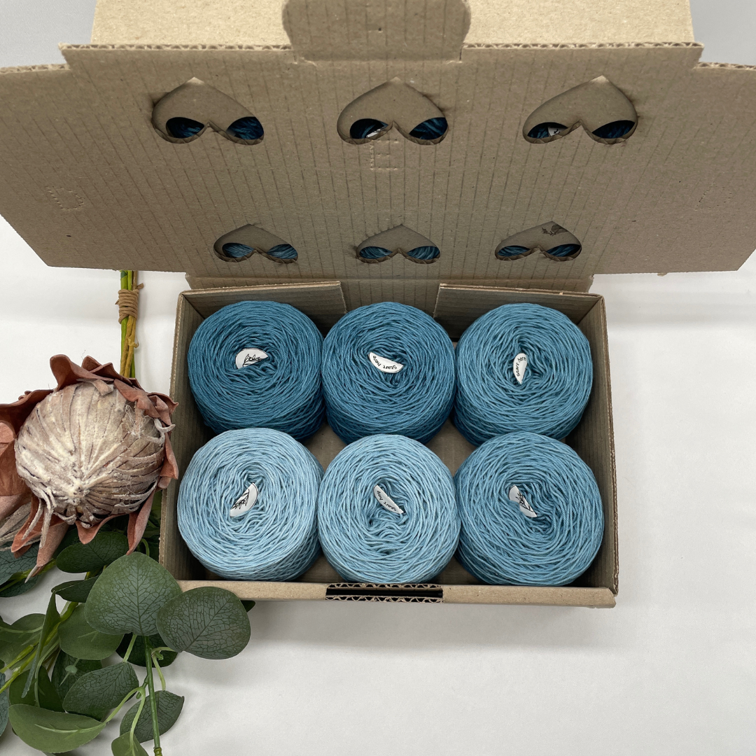 Teal Gradient Yarn Box