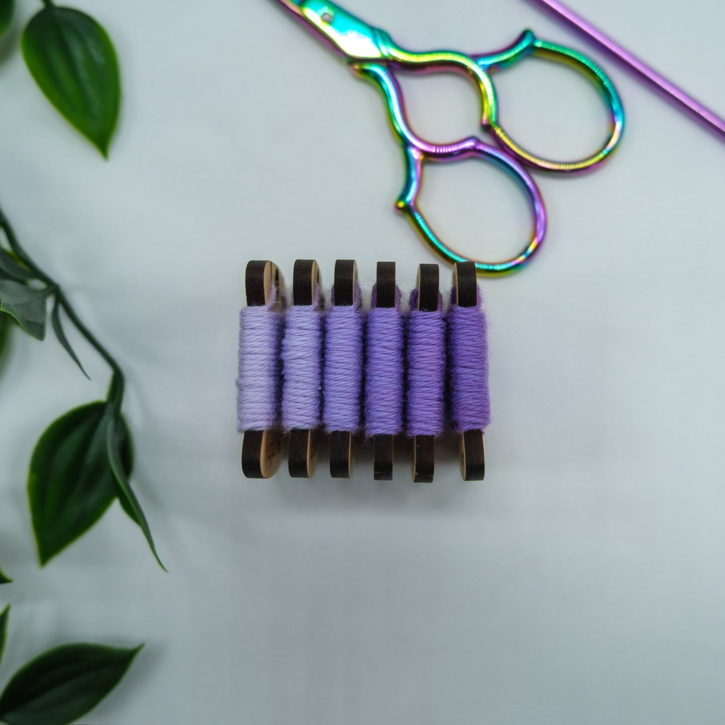 Iris Purple Gradient Yarn Box