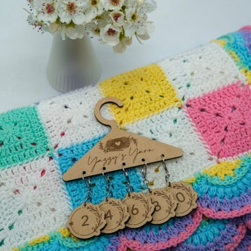 Floral wreath Stitch Markers