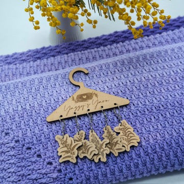 Wattle Sprig Stitch Markers