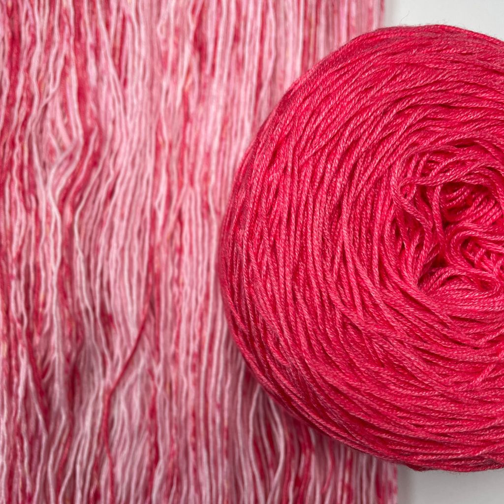 Red Speckled Cotton Yarn Cake