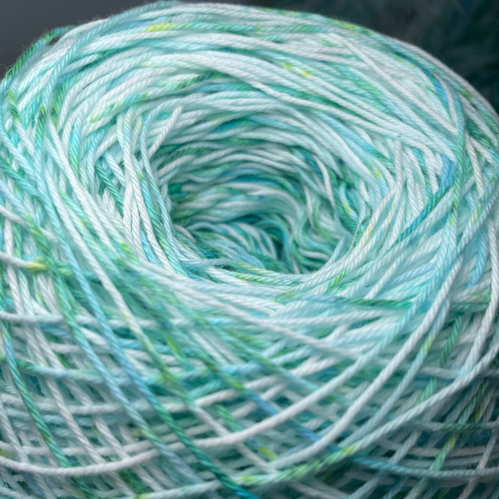 Grass Green Speckled Cotton Yarn Cakes